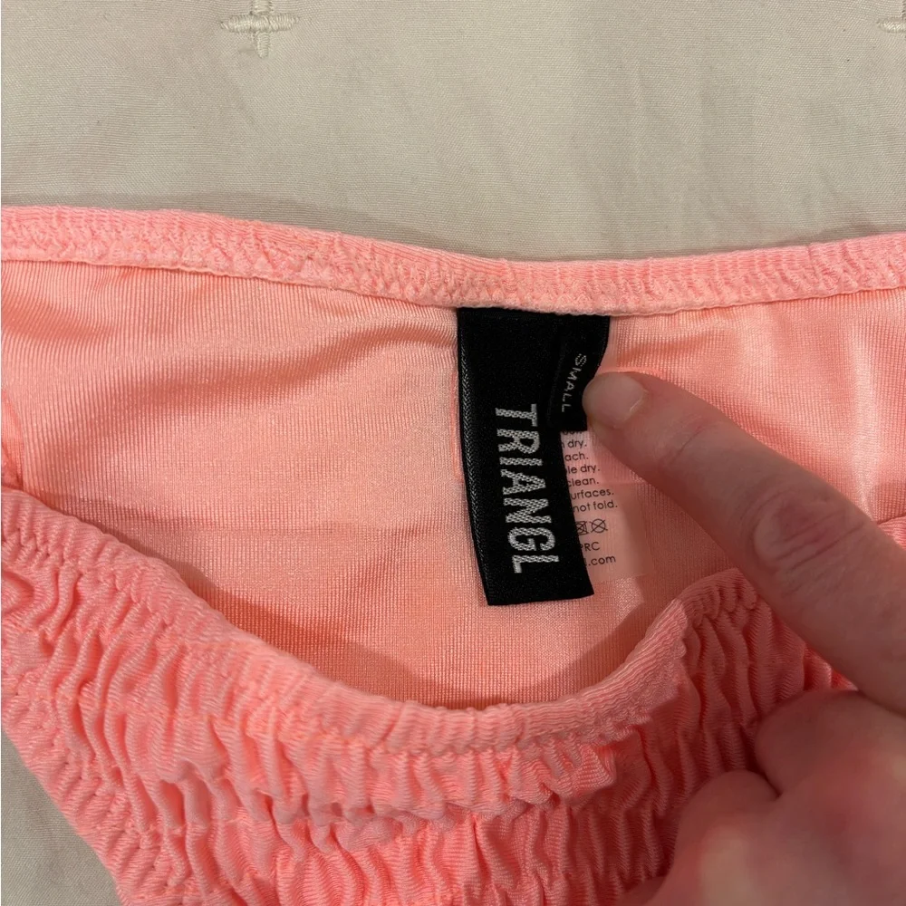 Triangl Vinca Pink Lemonade XS top and SMALL bottom - Picture 5 of 9